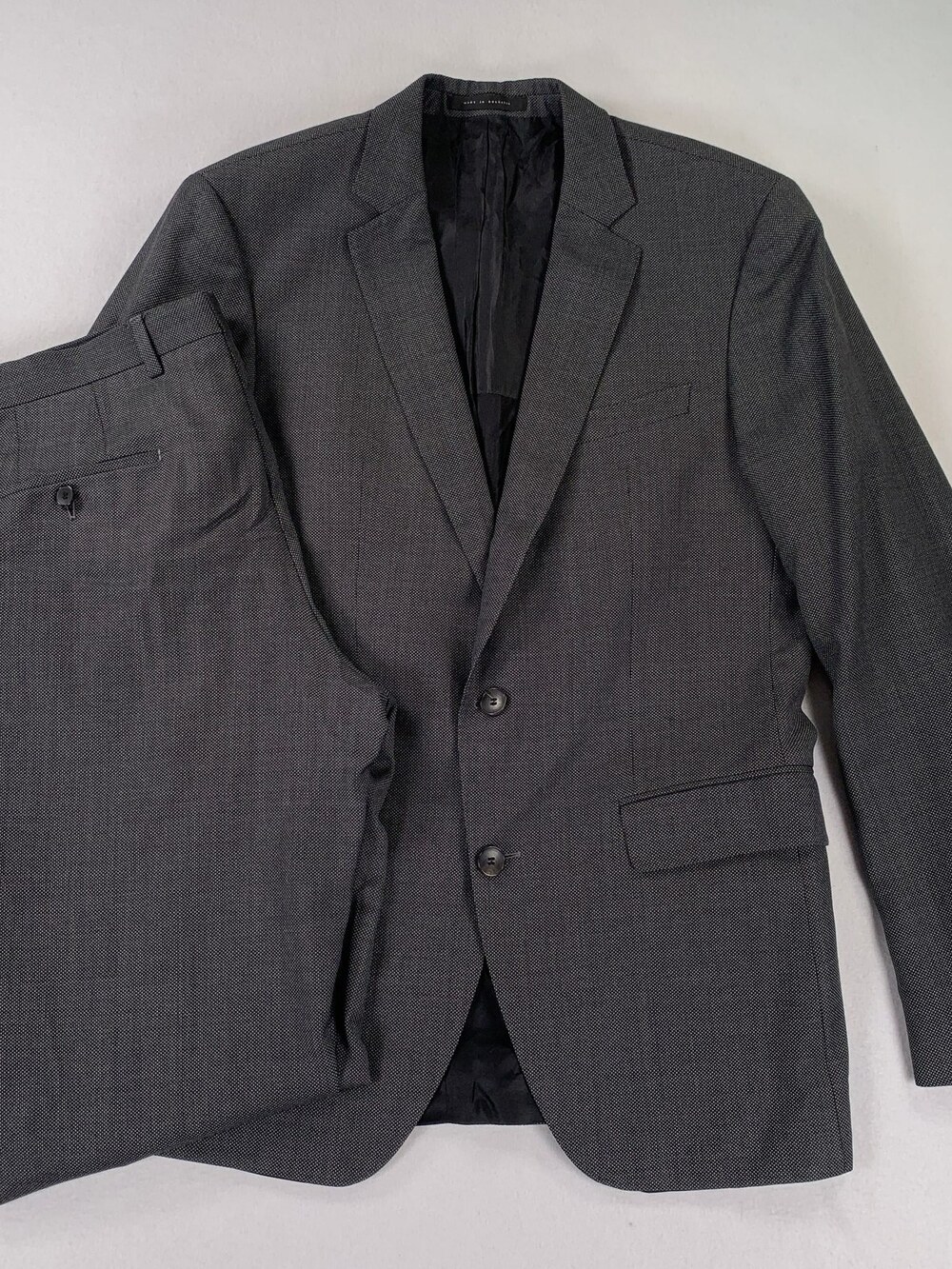 Hugo Boss Huge4/Genius3 Suit Gray Birdseye Wool Super 100 Size 40R